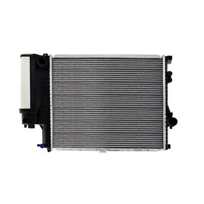 Dobra cena. Części zamienne samochodowe System chłodzenia grzejnik dla BMW E39 1740695 1740698 1427153 1432819 w Internecie