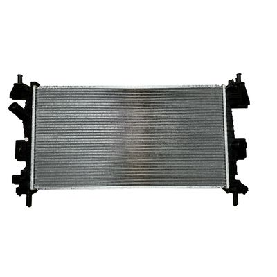 Dobra cena. Wymienimy/naprawiamy Ford Focus D2 F1 naszym aluminiowym chłodniczkiem i plastikowym zbiornikiem wody w Internecie