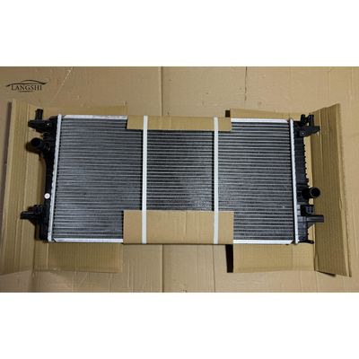 Dobra cena. 10122633 Części zamienne samochodowe Grzejnik aluminiowy do układu chłodzenia samochodów MG 6 i ROEWE RX5 w Internecie